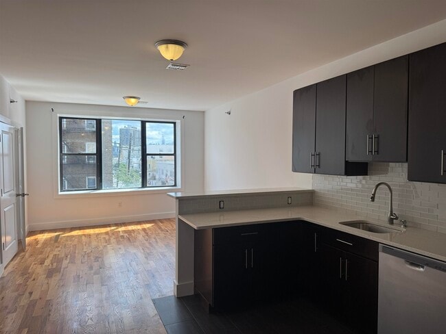 Photo - 5113 Bergenline Ave