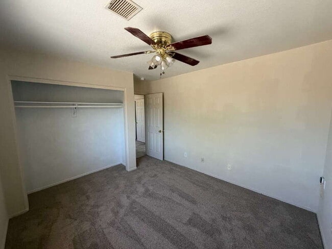 Photo - 10800 W Carousel Dr Unit A