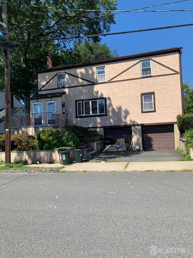 Building Photo - 300 Revere Ave Unit B Rental