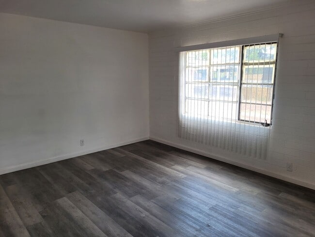 Photo - 2733 Sunland Vista