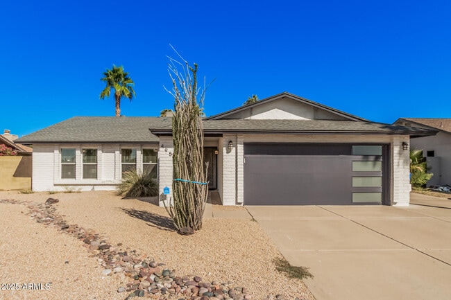 Photo - 4950 W Grovers Ave