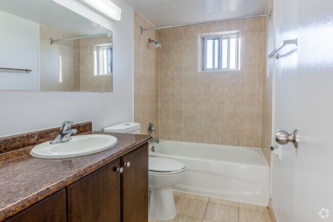 2 Secord | 2 Bed | Bathroom
