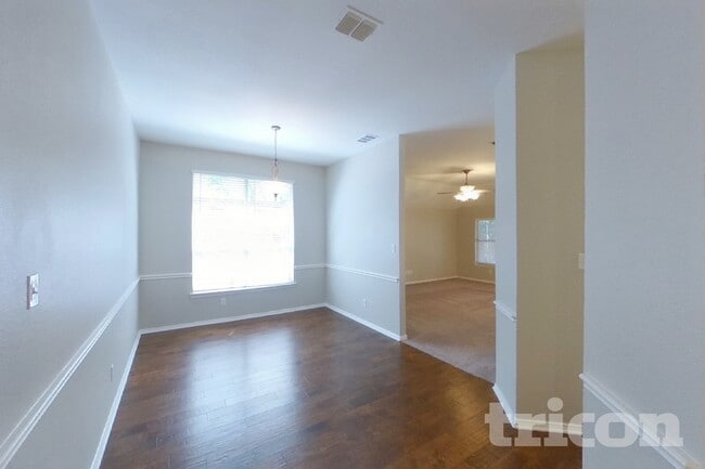 3205 Silver Point Ct