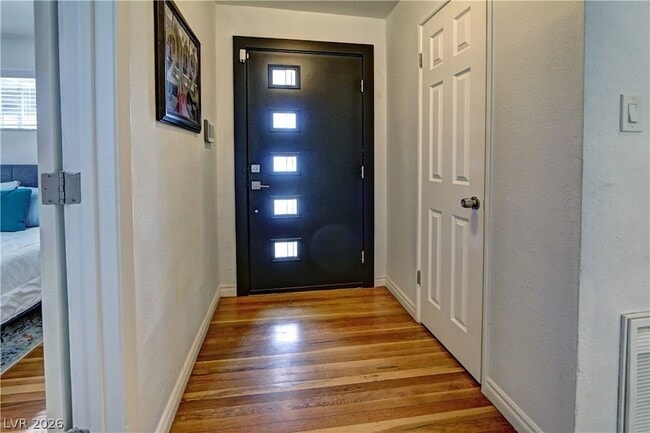 Photo - 2108 S 6th St