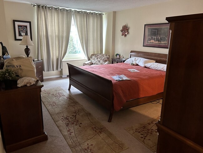 Photo - 4401 Roland Ave