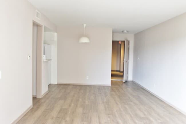 Lido Apartments - 3130 Bagley Ave