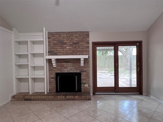 Photo - 22422 Elsinore Dr