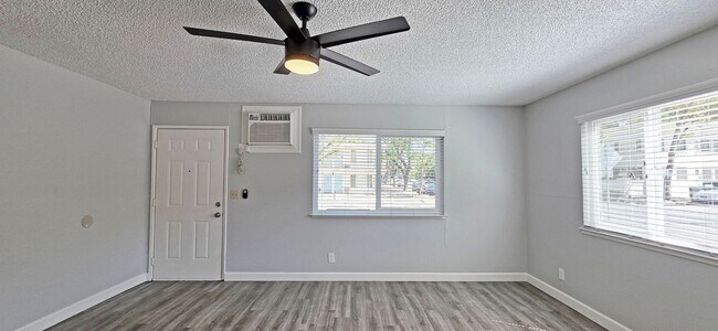 1530 22nd St Unit 01