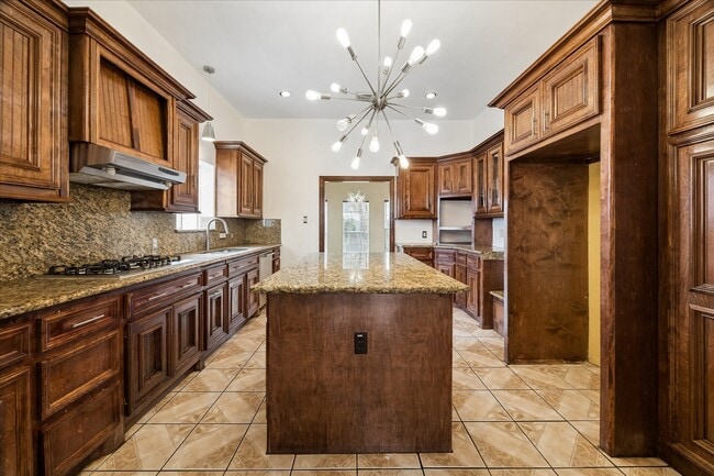 Photo - 5027 Creekmont Dr