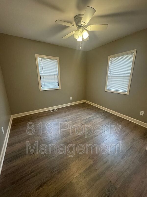 Photo - 1817 E 82nd St