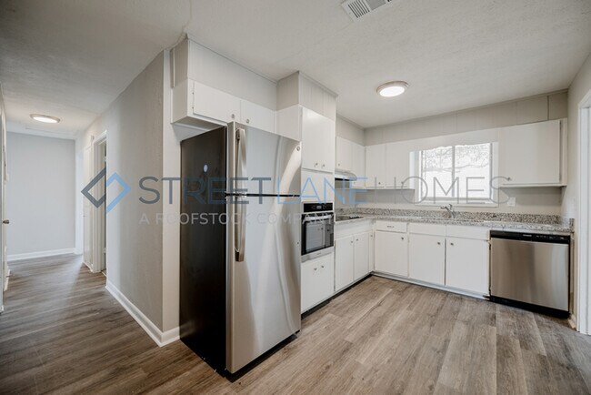 Photo - 3216 Gleason Ave