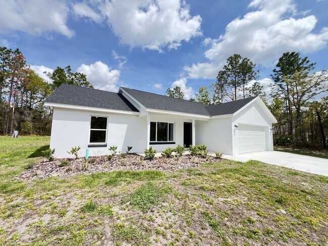 Photo - UPGRADED AND BRAND NEW 3 Bedroom / 2 Bath ...