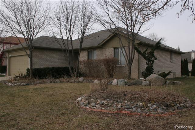 Photo - 2081 Newburgh Dr