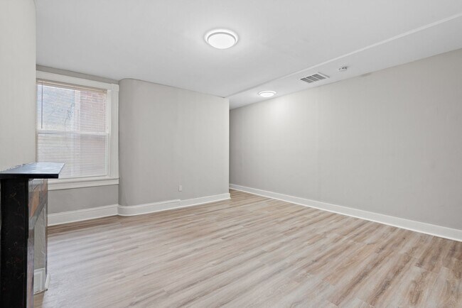 Photo - 1528 McCulloh St Unit 1528 McCulloh -  2_BT