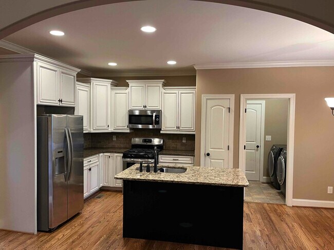 Photo - 2647 Buckboard Rd