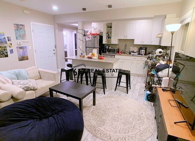 Photo - 77 Linden St Unit 2