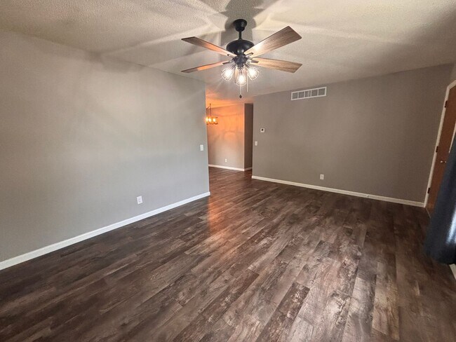 Photo - 4 BED | 2 BATH | HOME | SOUTH RAPID