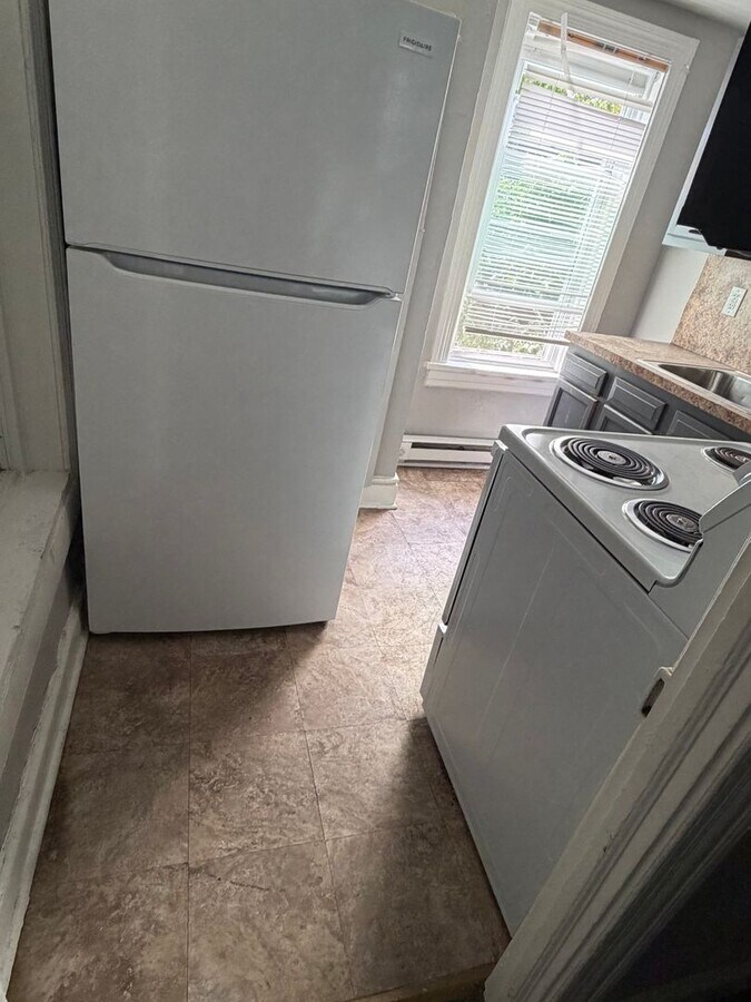 Photo - 551 Radnor St Unit 3