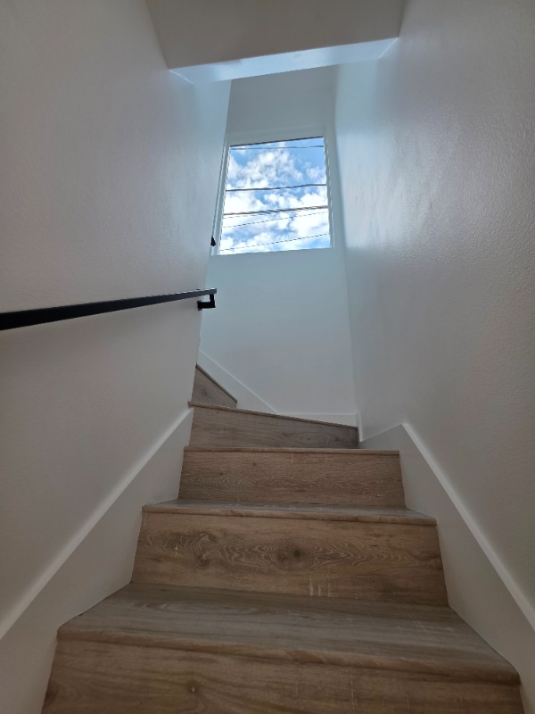 Photo - 2895 Canal Ave