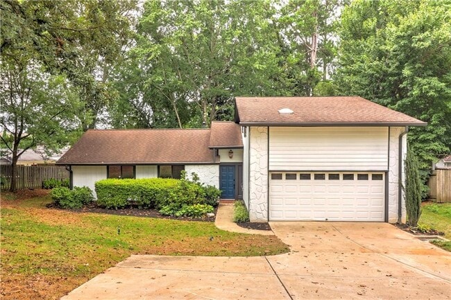 Building Photo - 1217 Fairfield Drive Rental
