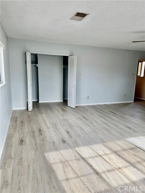 Photo - 663 Eston Pl Unidad B