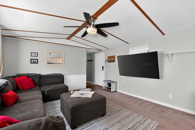 Photo - 9166 Porter Rd