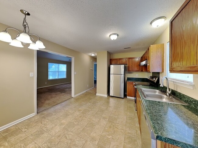 Photo - 7938 Lobilia Ln