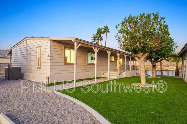 Building Photo - 437 Riverfront Dr Unit 5