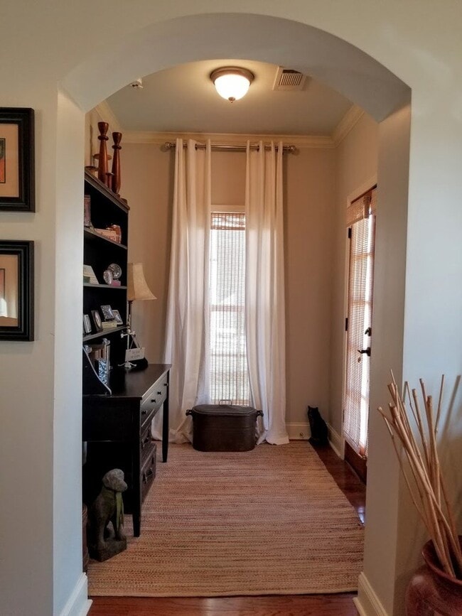 Photo - 213 Cherrybark St