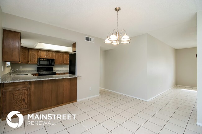 Photo - 650 W 22nd Ave