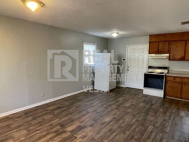 Photo - Three Bedroom Home in East Macon!