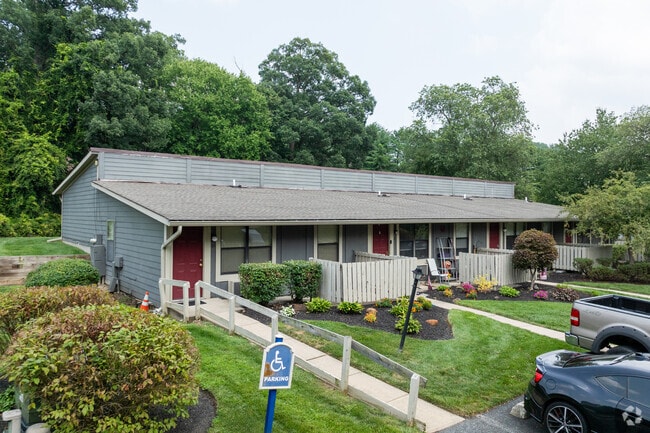 Photo - Forsythia Court