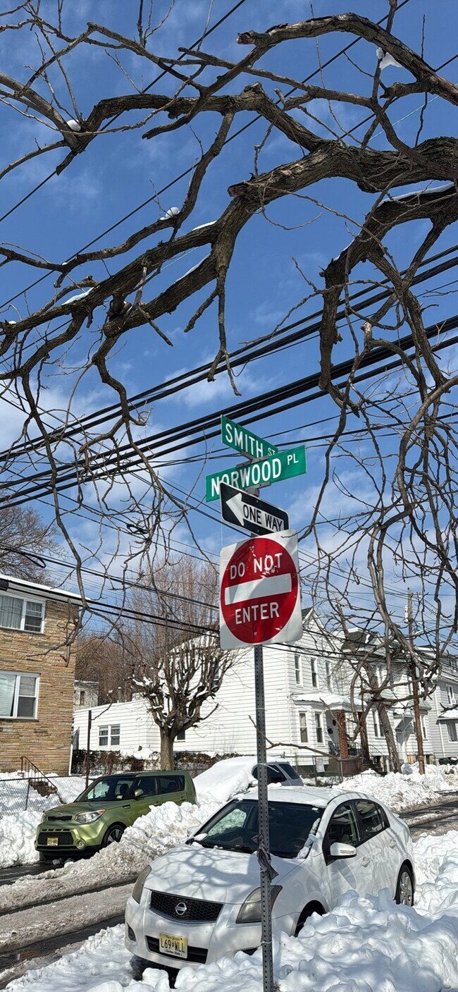 67-69-69 Smith St Unit 1R