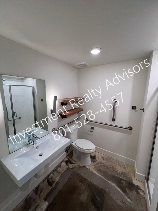 Photo - 1172 Graystone Way Unit 103