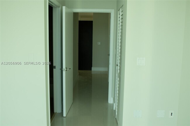 Photo - 7928 East Dr Unit 701