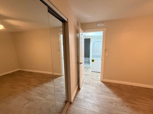 Photo - 1700 Main St Unidad 1700 Main St-  1720