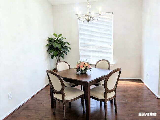 Photo - 20110 Goss Hollow Ln