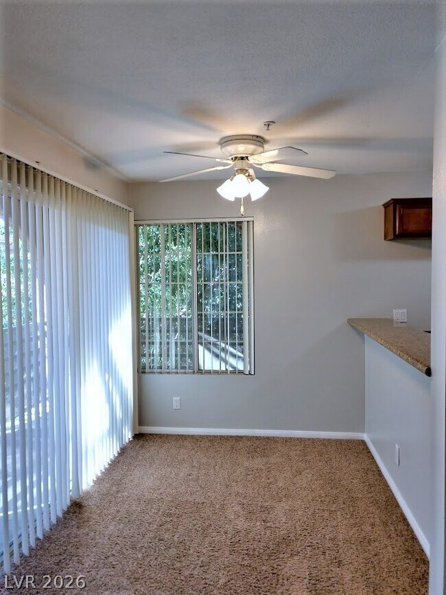 2101 Blue Breeze Dr Unidad 205