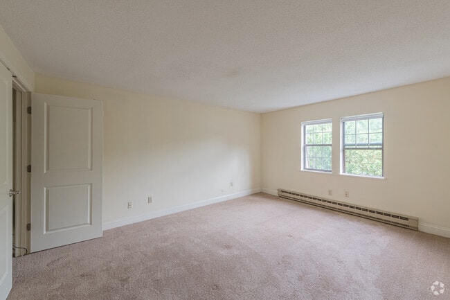 2 BR, 1.5 BA Townhome
