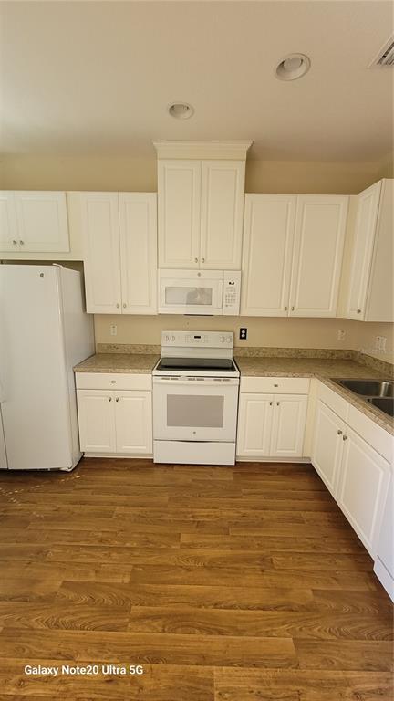 Photo - 8810 Walnut Gable Ct