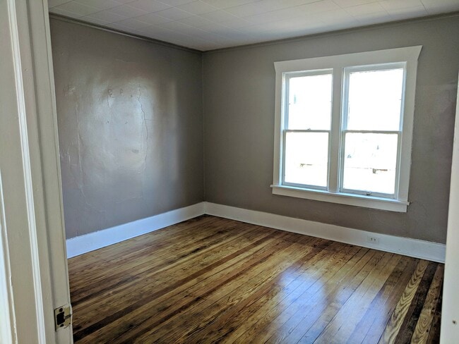 Photo - 1251 Kenneth St