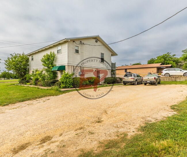 Photo - 520 Live Oak St