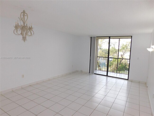 Photo - 8025 SW 107th Ave Unit 321