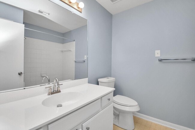 Photo - 10403 Shadow Oaks Dr