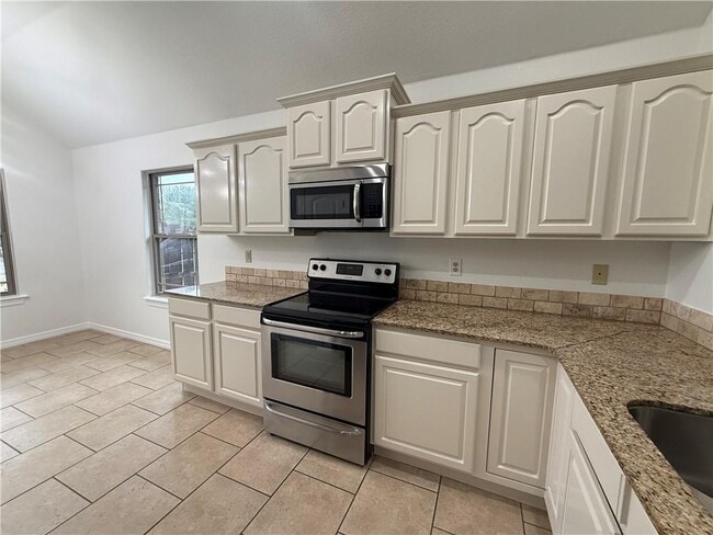 Photo - 3031 N Bentley Ridge