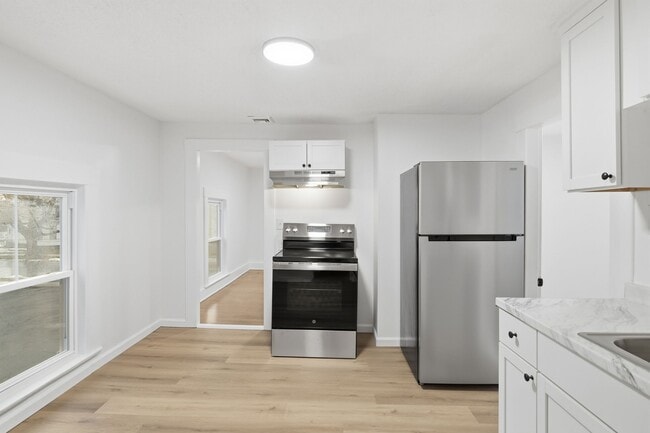 Photo - 7 Day Ave Unit 2nd floor