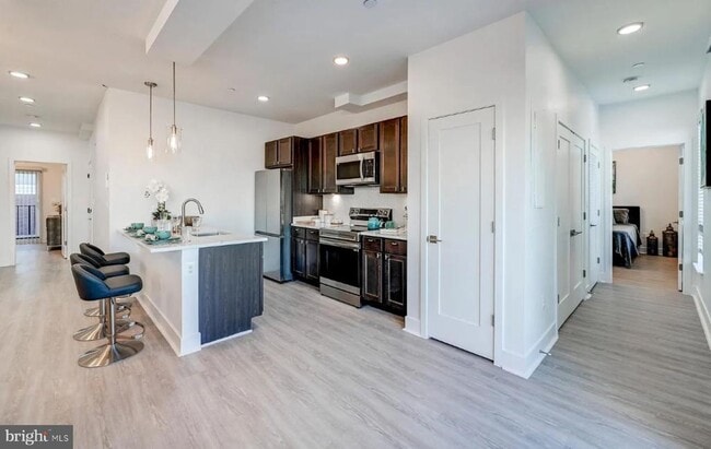 Photo - 601 S Broadway Unidad 405