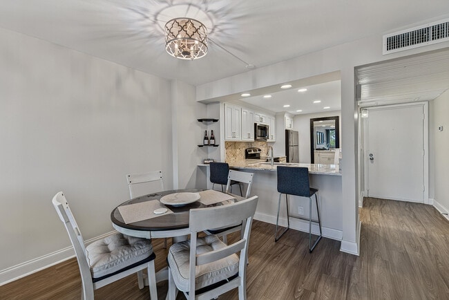Photo - 4 Royal Palm Way Unit 3020
