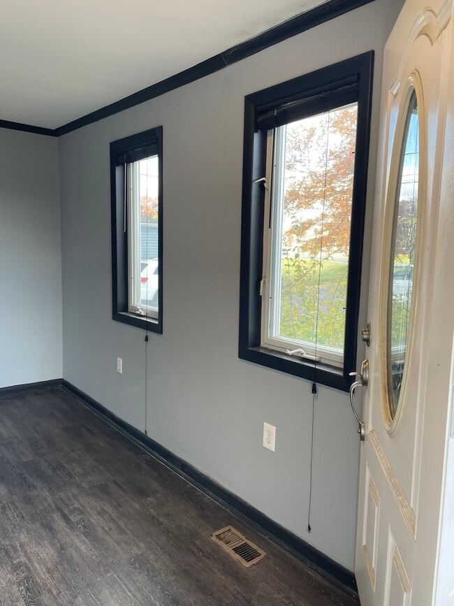 Photo - 2132 Durham Rd