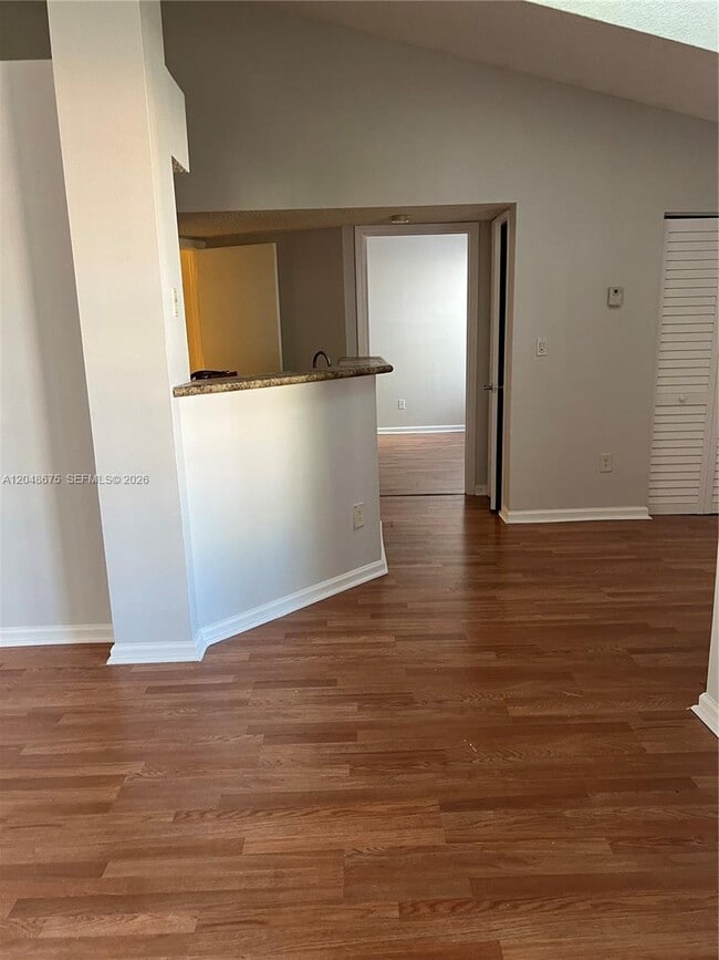 Photo - 1365 Crystal Way Unit D